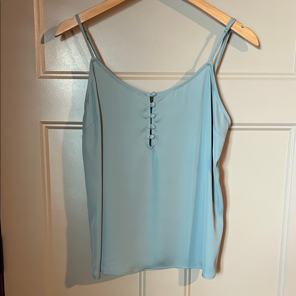 L’Academie button tank